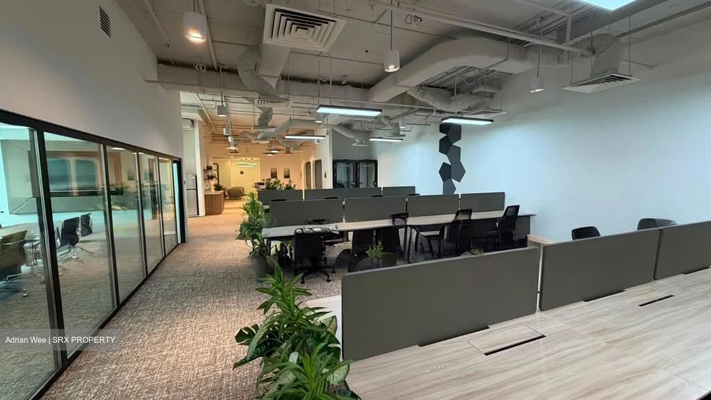 Starhub Green (D14), Office #551384621